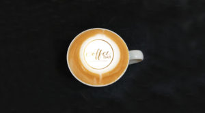 Kaffee mit Coffeebar Logo